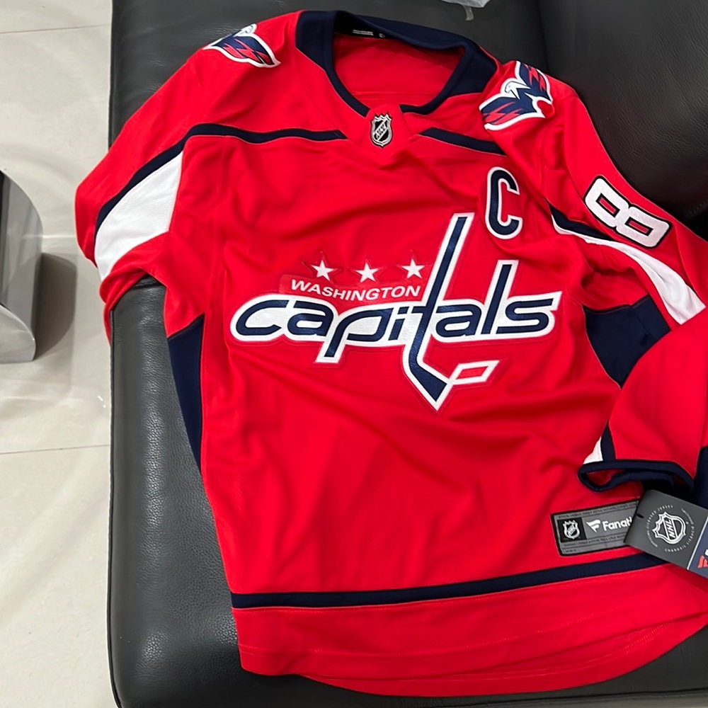 Alex Ovechkin authentic jersey size large